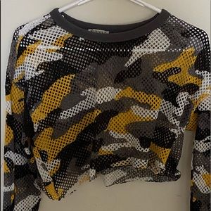 cropped fishnet camo top
